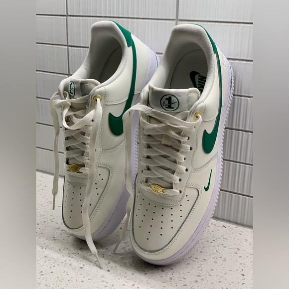 Nike Air Force 1 ‘07 green and gold men shoes - Picture 6 of 6